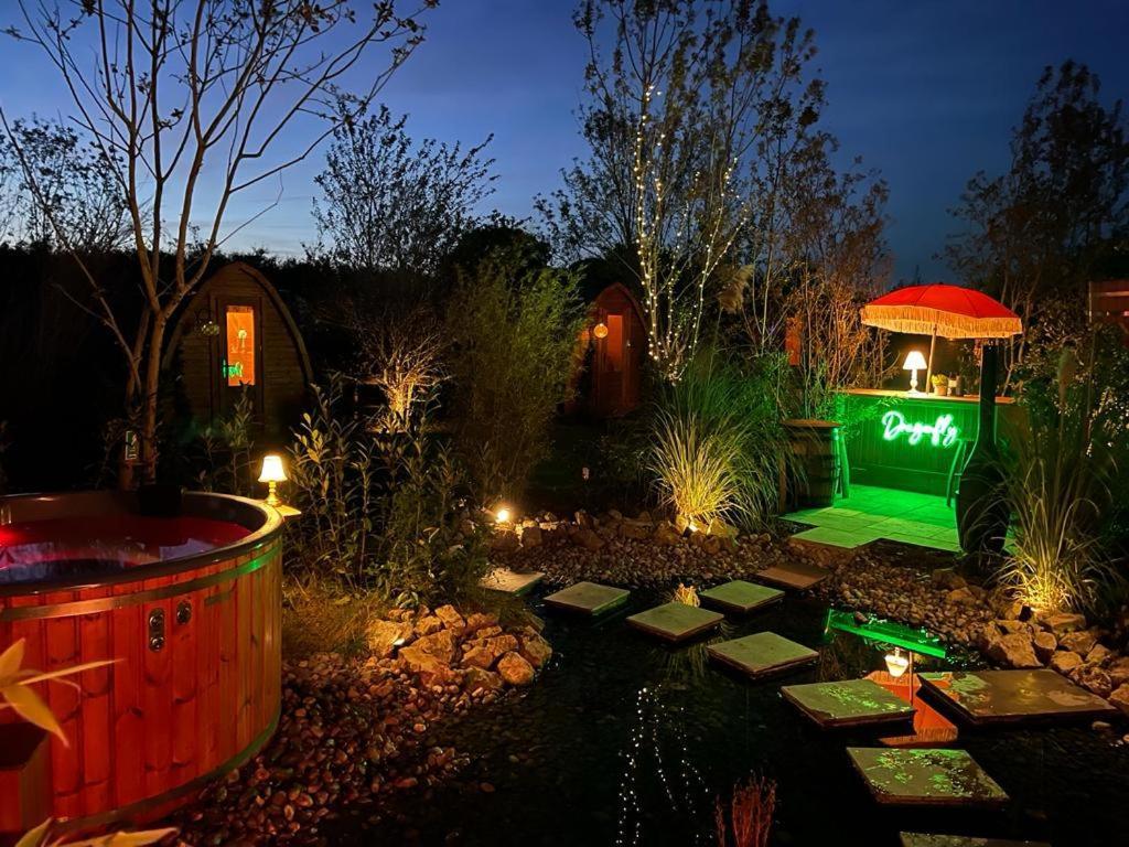 Dragonfly Glamping Spa Retreat Ashford  Esterno foto