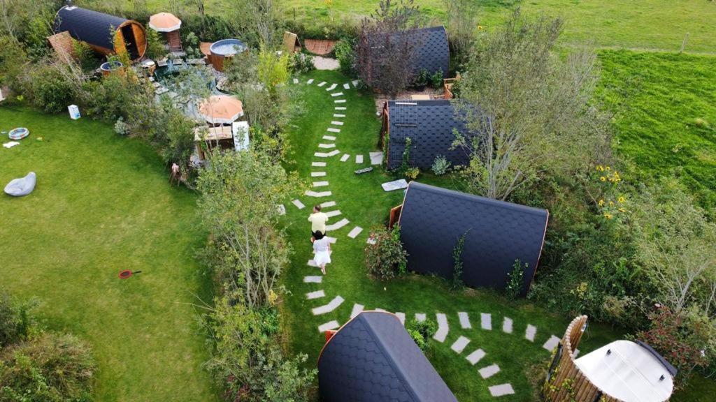 Dragonfly Glamping Spa Retreat Ashford  Esterno foto