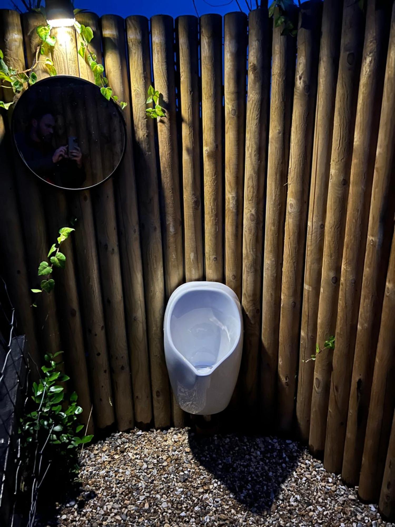 Dragonfly Glamping Spa Retreat Ashford  Esterno foto