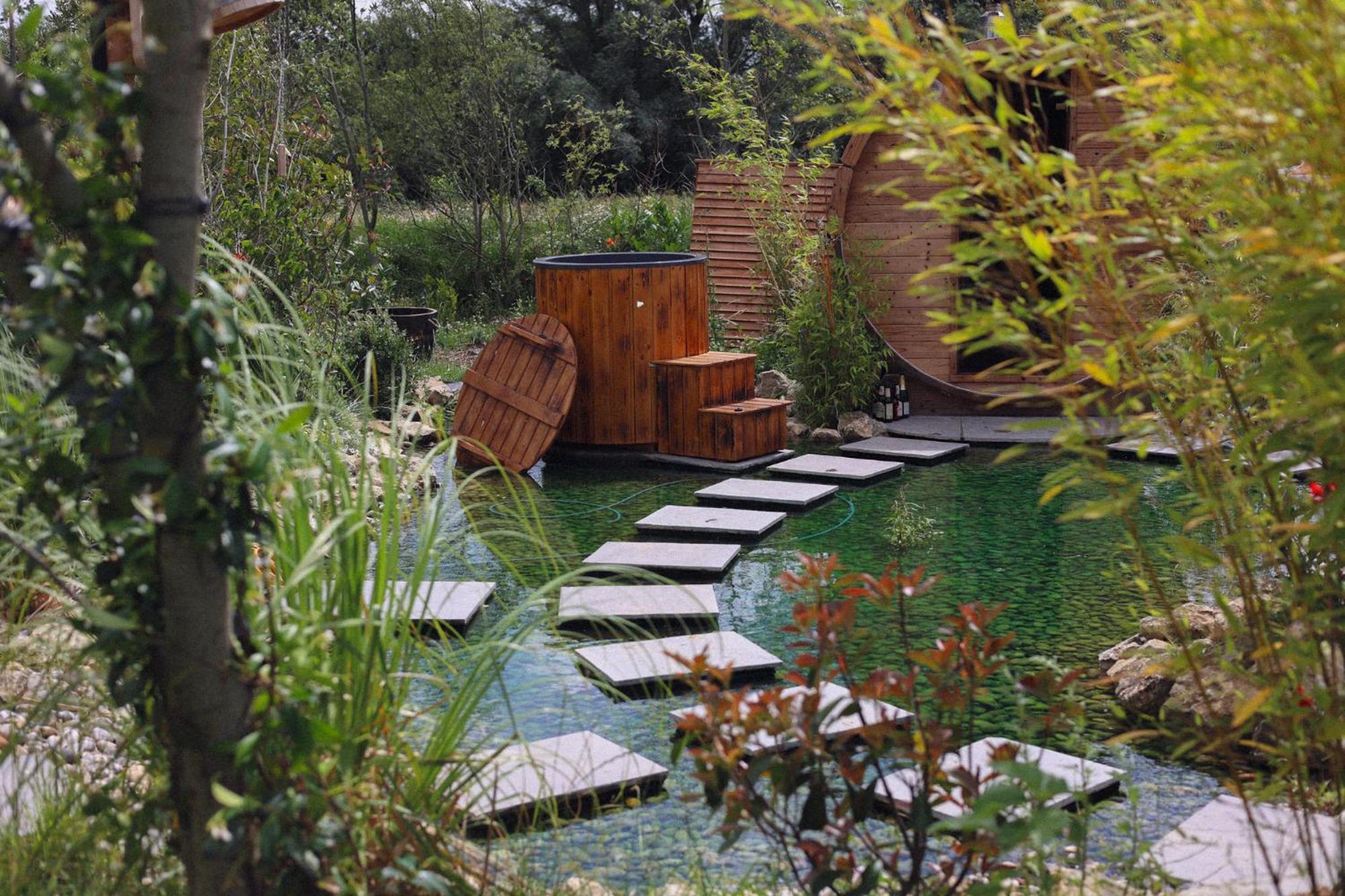 Dragonfly Glamping Spa Retreat Ashford  Esterno foto