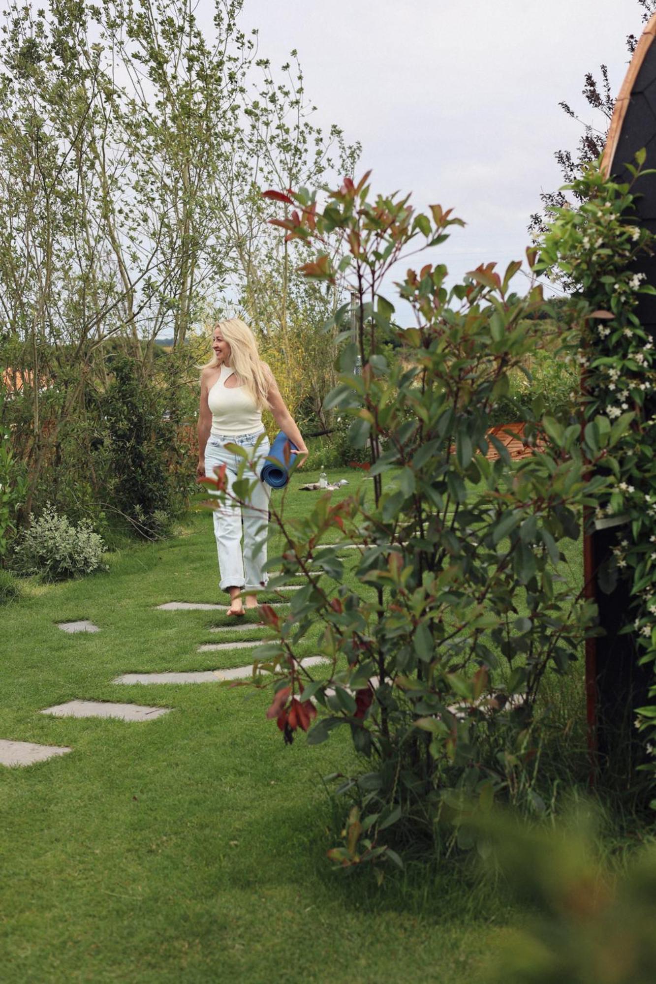 Dragonfly Glamping Spa Retreat Ashford  Esterno foto